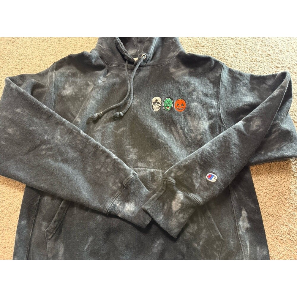Champion Reverse Weave Halloween Hoodie M Black Tie Dye Embroidered Skull Pumpkn